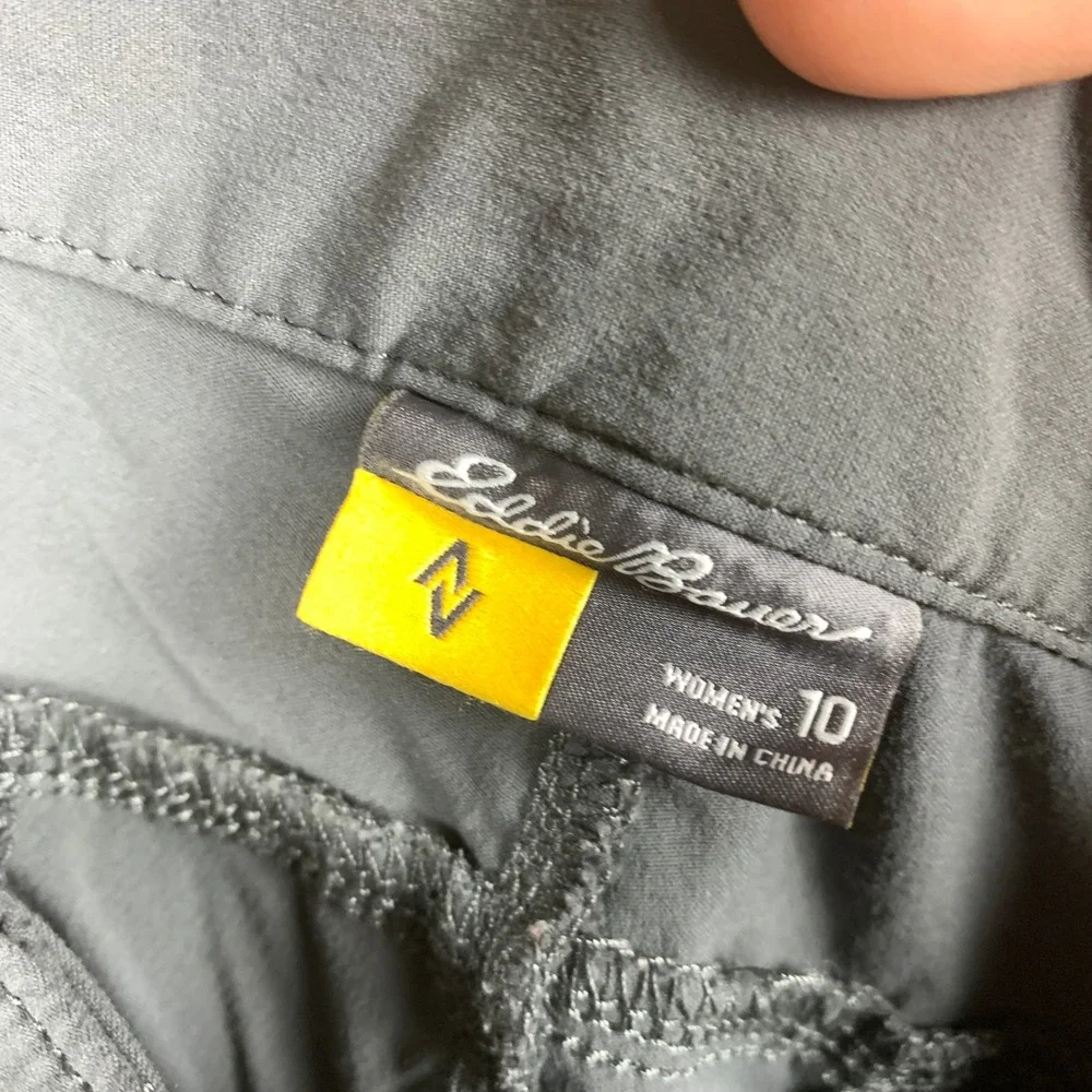 Eddie Bauer Travex Pants Womens 10‎ Gray Cropped Hiking Stretch Cargo Gorpcore